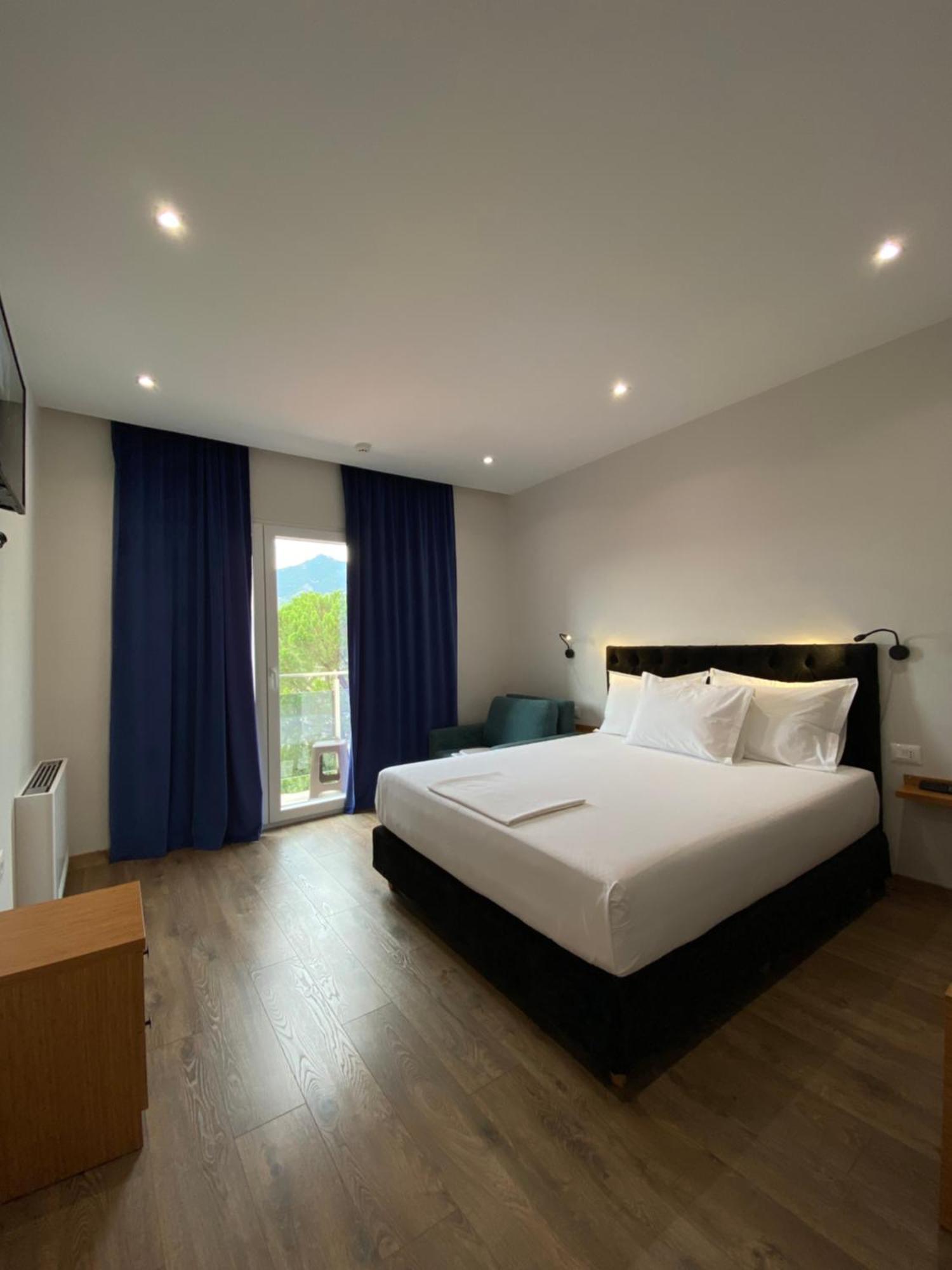 Merly Hotel Përmet المظهر الخارجي الصورة