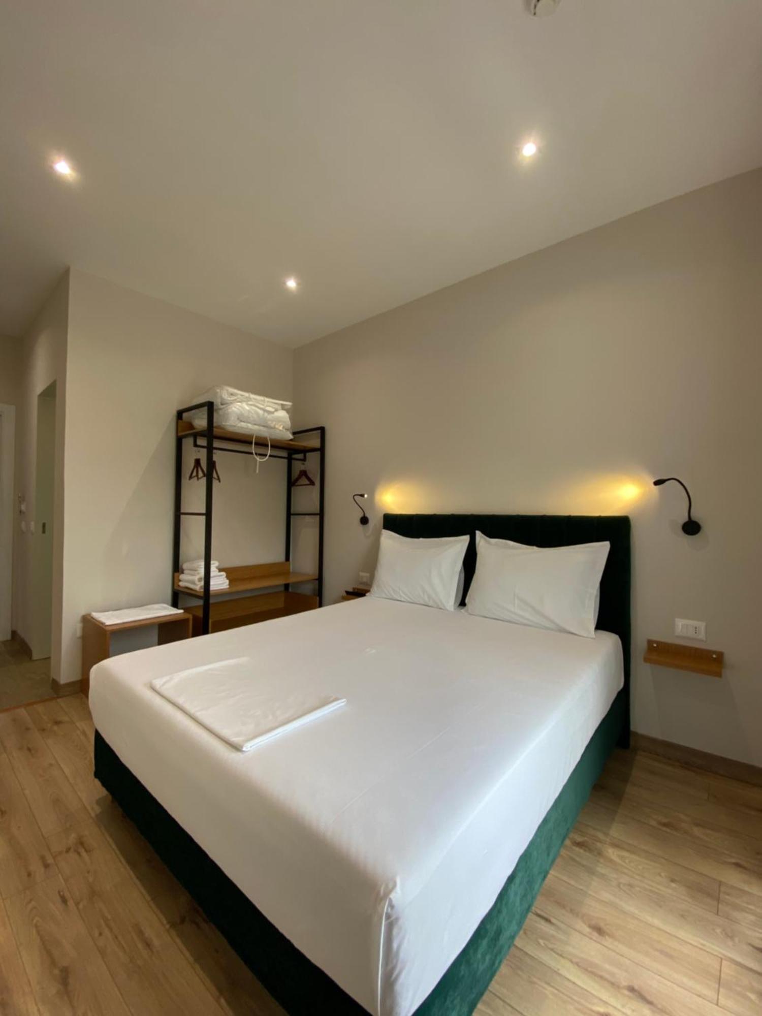 Merly Hotel Përmet المظهر الخارجي الصورة